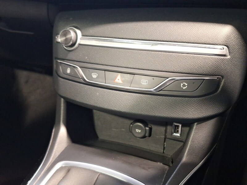 Used Peugeot 308 2018 for sale - 77509226: Photo 17