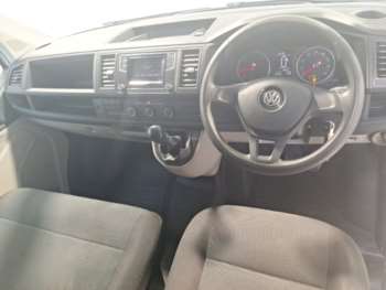 Used Volkswagen Transporter 2019 for sale - 74956993: Photo