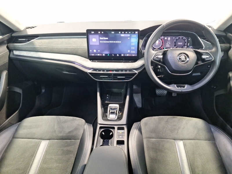 Used Skoda Octavia 2024 for sale - 78006229: Photo 2