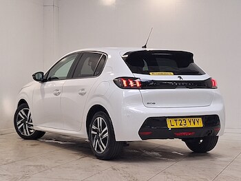Used Peugeot 208 2023 for sale - 78933099: Photo