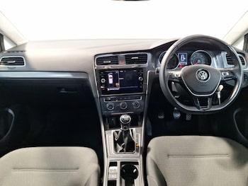 Used Volkswagen Golf 2017 for sale - 79298555: Photo