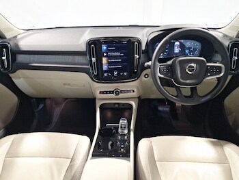 Used Volvo XC40 2021 for sale - 76664067: Photo