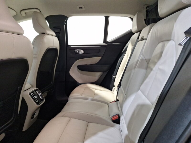 Used Volvo XC40 2021 for sale - 76664067: Photo 6