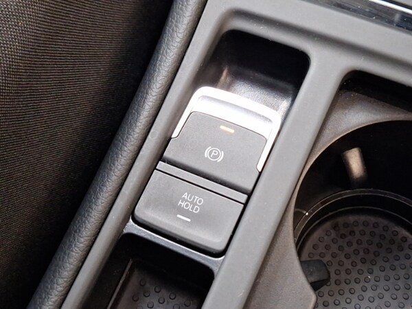 Used Volkswagen Golf 2020 for sale - 75640475: Photo 19