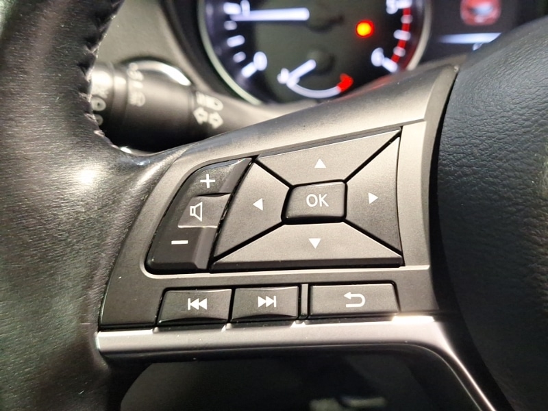 Used Nissan Qashqai 2017 for sale - 77338161: Photo 17