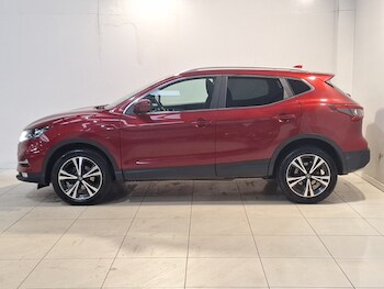 Used Nissan Qashqai 2017 for sale - 77338161: Photo