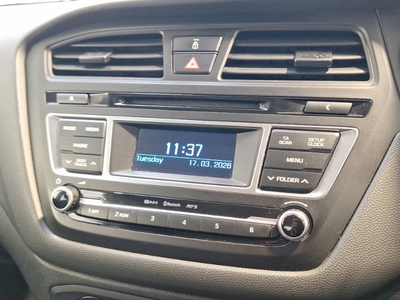 Used Hyundai i20 2017 for sale - 77969321: Photo 10