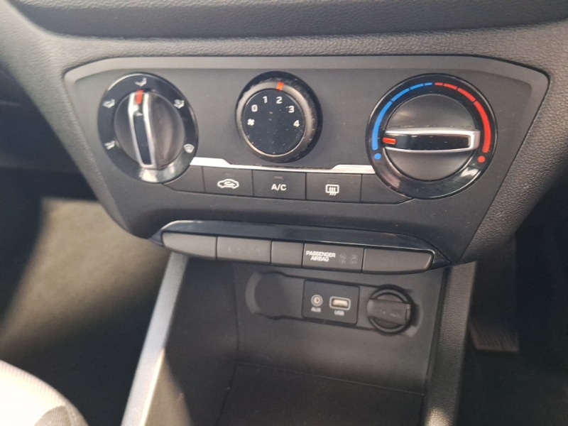 Used Hyundai i20 2017 for sale - 77969321: Photo 18