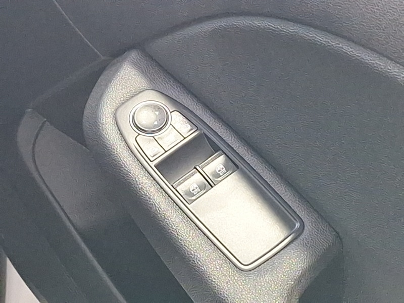 Used Renault Clio 2020 for sale - 77933541: Photo 14