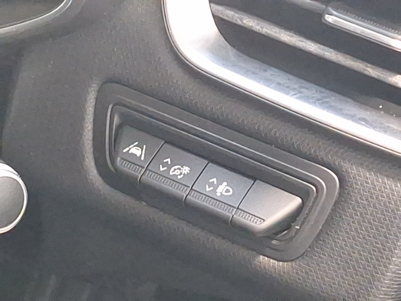 Used Renault Clio 2020 for sale - 77933541: Photo 15