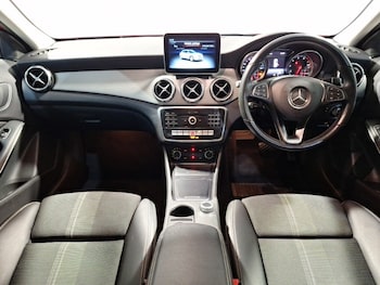 Used Mercedes-Benz GLA 2020 for sale - 77708063: Photo