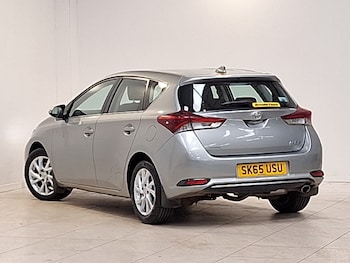 Used Toyota Auris 2015 for sale - 76258236: Photo 3