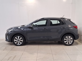 Used Kia Stonic 2023 for sale - 78791070: Photo