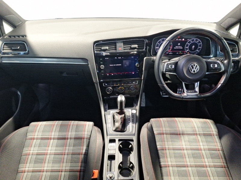 Used Volkswagen Golf 2019 for sale - 77466196: Photo 2
