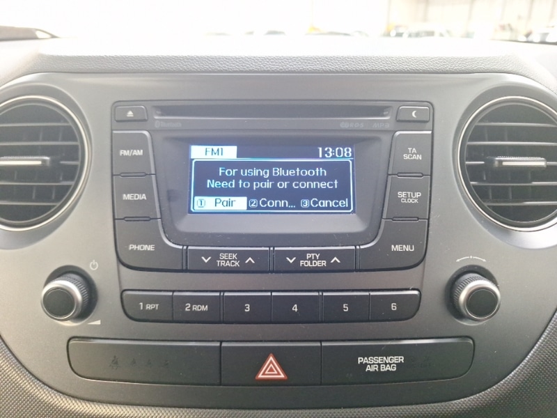 Used Hyundai i10 2017 for sale - 76354582: Photo 18