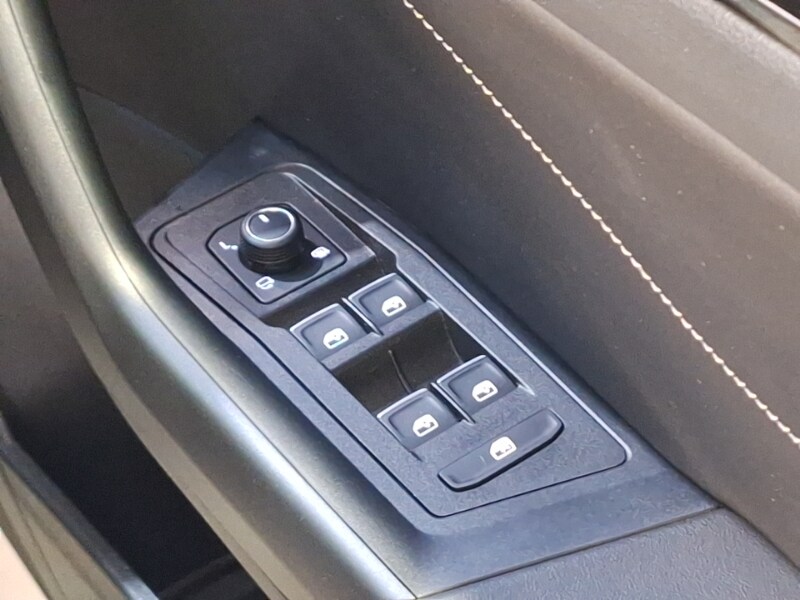 Used Volkswagen T-Roc 2025 for sale - 77078308: Photo 14