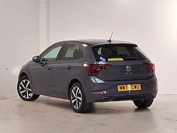 Used Volkswagen Polo 2024 for sale - 75618082: Photo