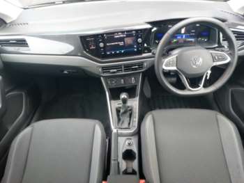 Used Volkswagen Polo 2024 for sale - 74206316: Photo