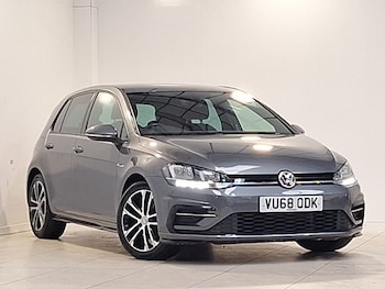 Used Volkswagen Golf 2018 for sale - 76478674: Photo