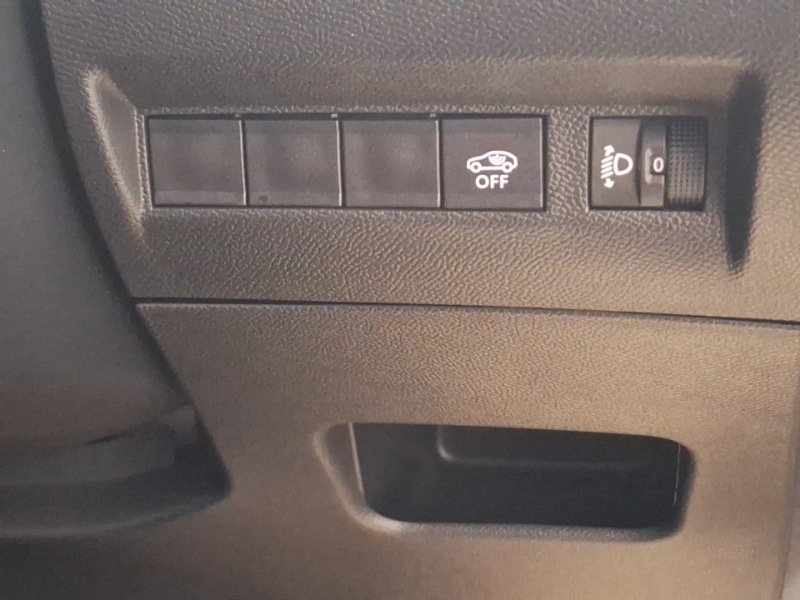 Used Peugeot 2008 2023 for sale - 76244353: Photo 18