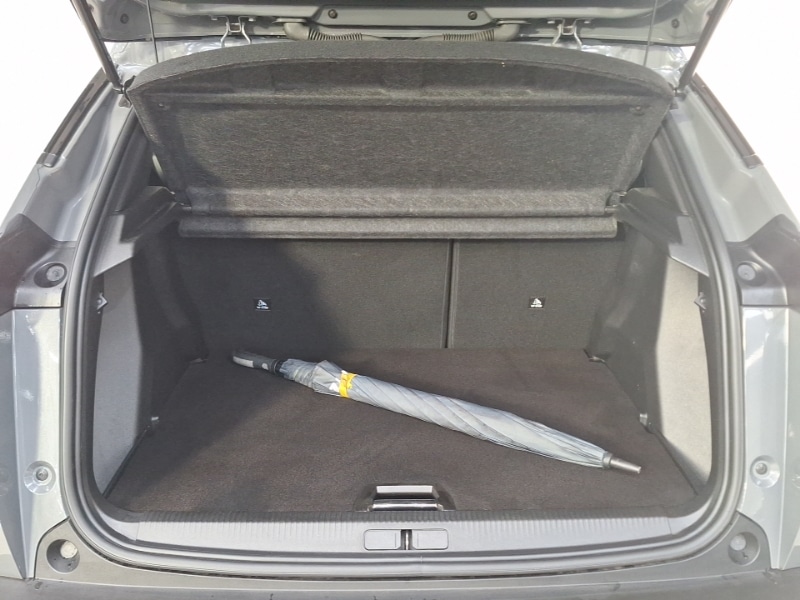 Used Peugeot 2008 2023 for sale - 76244353: Photo 8