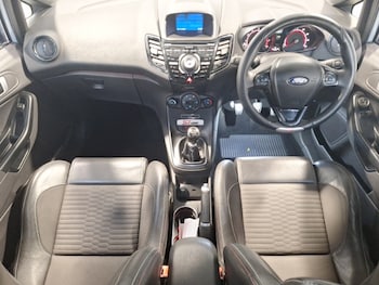 Used Ford Fiesta 2016 for sale - 76431639: Photo