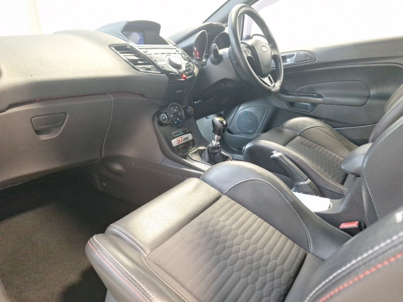 Used Ford Fiesta 2016 for sale - 76431639: Photo 5