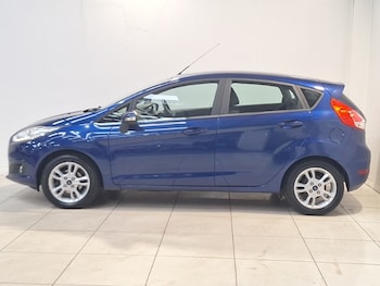 Used Ford Fiesta 2015 for sale - 76297909: Photo 4