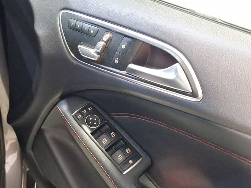 Used Mercedes-Benz B Class 2015 for sale - 76465160: Photo 14