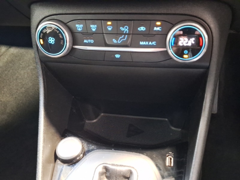 Used Ford Fiesta 2018 for sale - 78099127: Photo 18