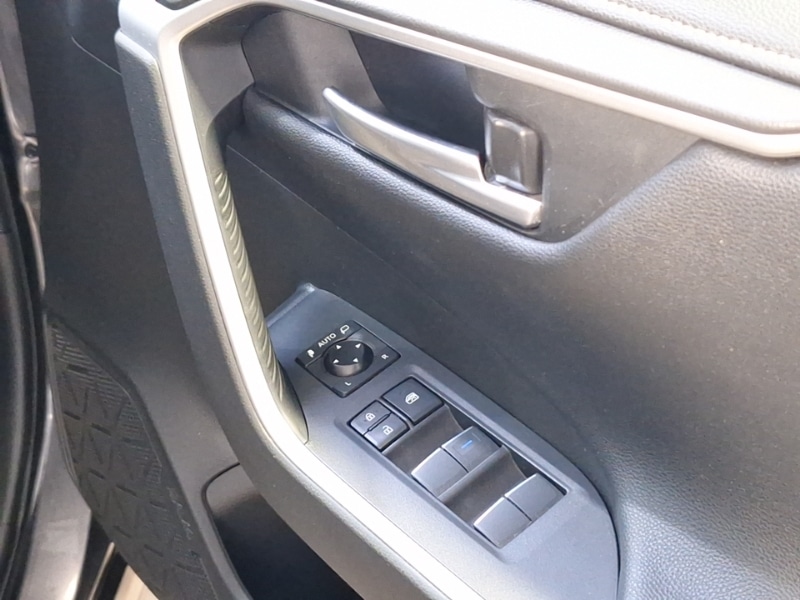 Used Toyota RAV4 2020 for sale - 77798762: Photo 14