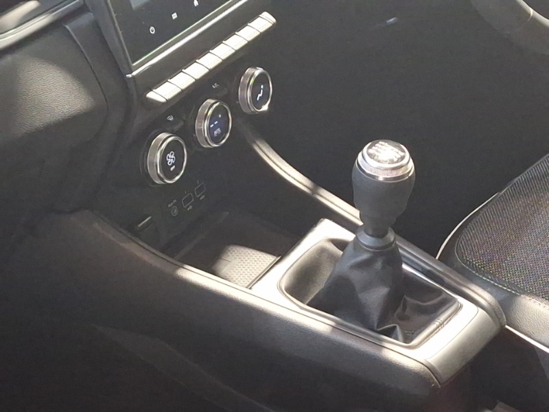 Used Renault Captur 2022 for sale - 77454101: Photo 11