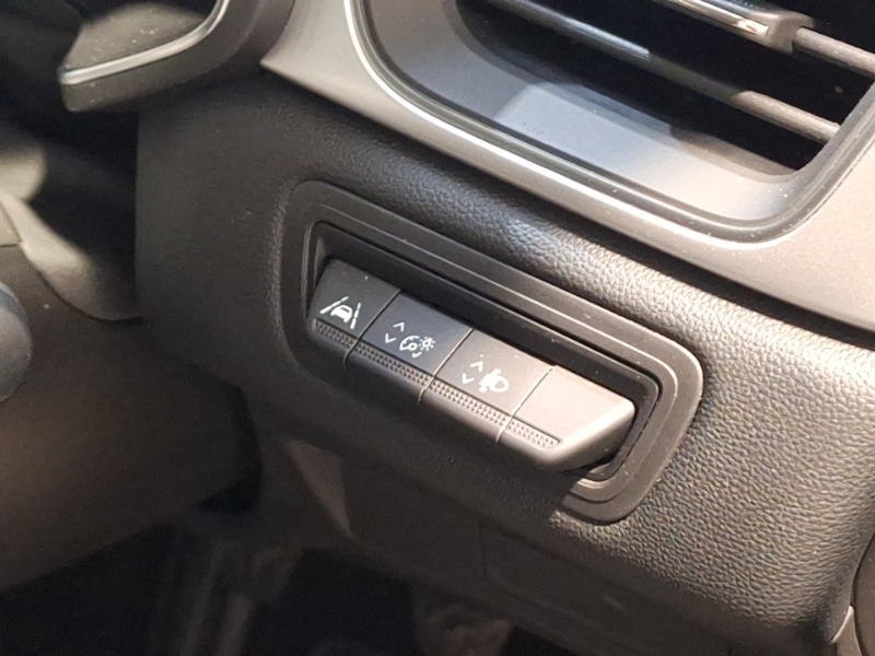 Used Renault Captur 2022 for sale - 77454101: Photo 15