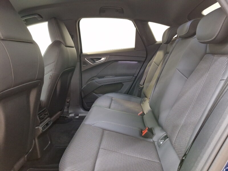 Used Audi Q4 e-tron 2023 for sale - 78041187: Photo 6