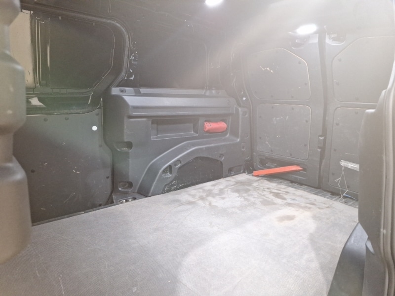 Used Volkswagen ID.Buzz 2024 for sale - 77404929: Photo 6