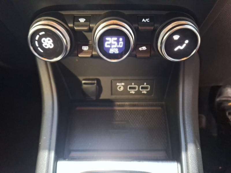 Used Renault Captur 2022 for sale - 77058833: Photo 19