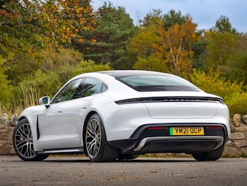 Used Porsche Taycan 2021 for sale - 76465134: Photo