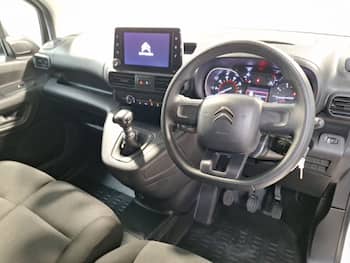 Used Citroen Berlingo 2024 for sale - 79718585: Photo