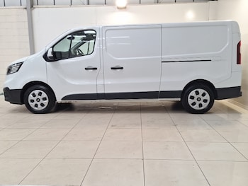 Used Renault Trafic 2024 for sale - 79433138: Photo