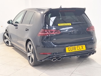 Used Volkswagen Golf 2018 for sale - 76839252: Photo