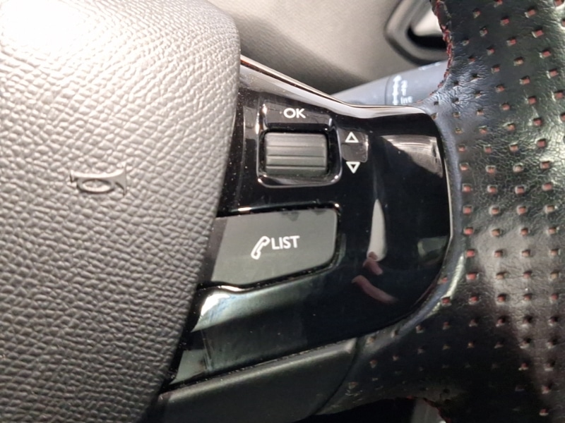 Used Peugeot 308 2018 for sale - 76741707: Photo 17