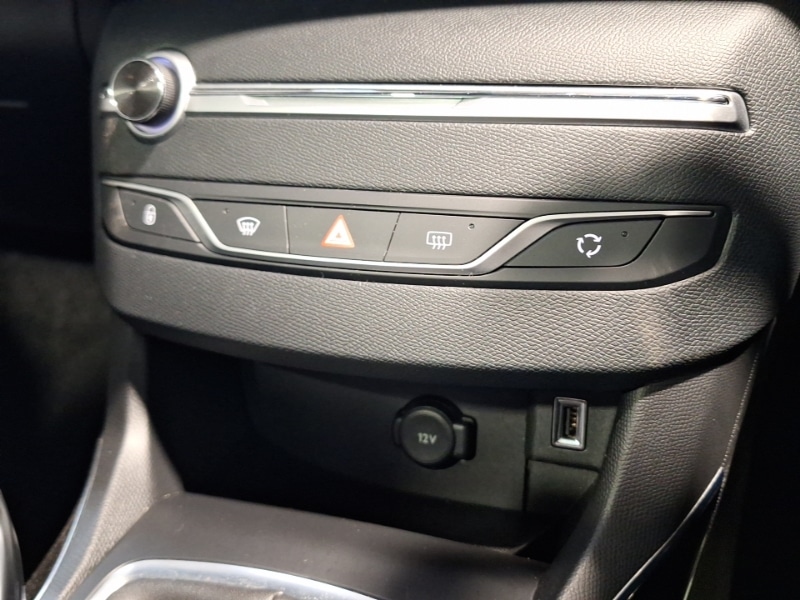 Used Peugeot 308 2018 for sale - 76741707: Photo 19