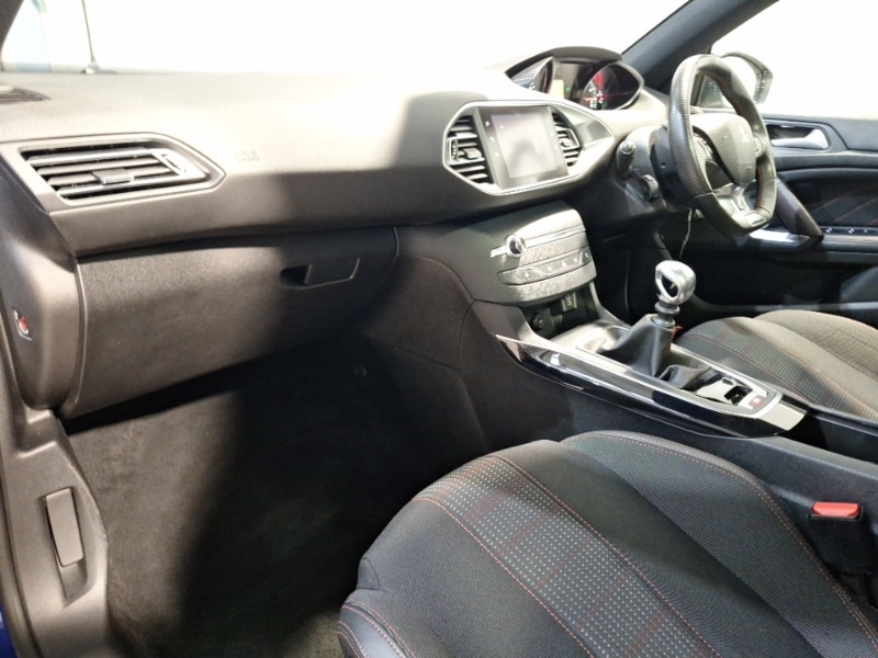 Used Peugeot 308 2018 for sale - 76741707: Photo 5