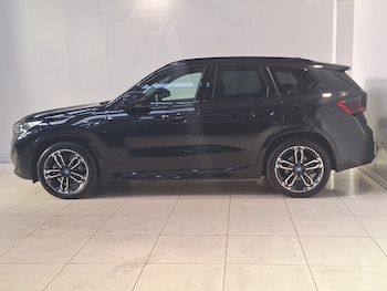 Used BMW iX1 2023 for sale - 77062622: Photo