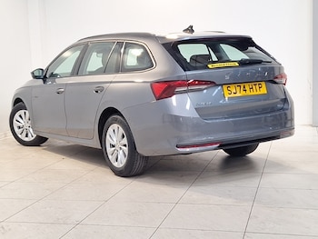 Used Skoda Octavia 2024 for sale - 79477318: Photo