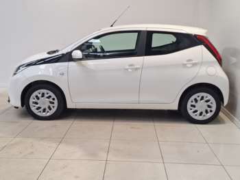 Used Toyota AYGO 2019 for sale - 75152057: Photo