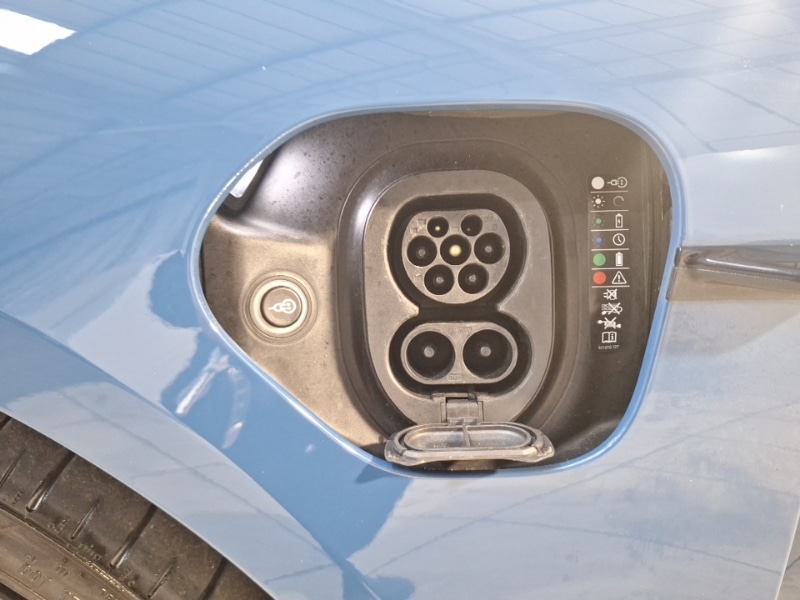 Used Porsche Taycan 2020 for sale - 77644747: Photo 14