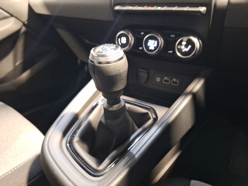 Used Renault Clio 2024 for sale - 77652368: Photo 11