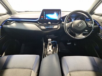 Used Toyota C-HR 2018 for sale - 75622336: Photo
