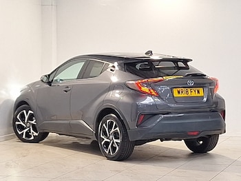Used Toyota C-HR 2018 for sale - 75622336: Photo